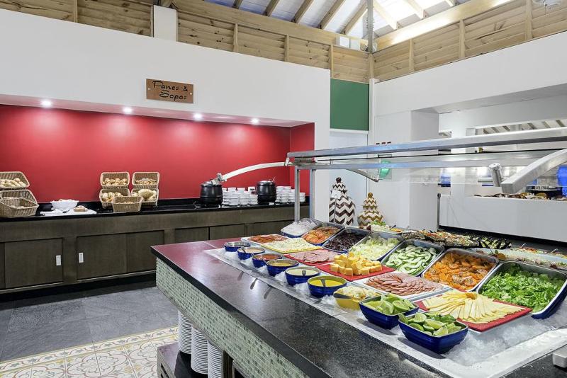 ホテル Decameron Isleno - All Inclusive