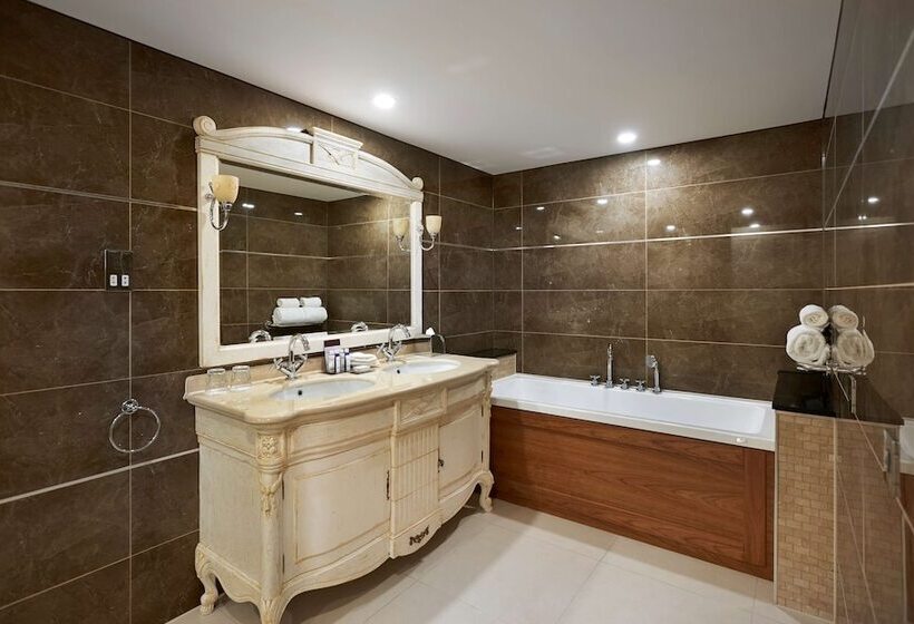 Doubletree By Hilton Hotel & Spa Liverpool