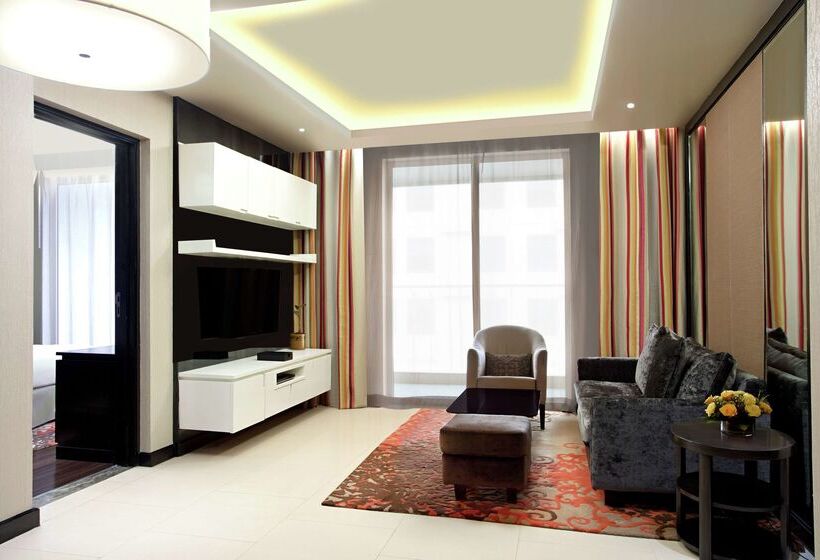 فندق Doubletree Suites By Hilton Bengaluru Outer Ring Road