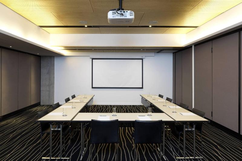 هتل Four Points By Sheraton Brisbane