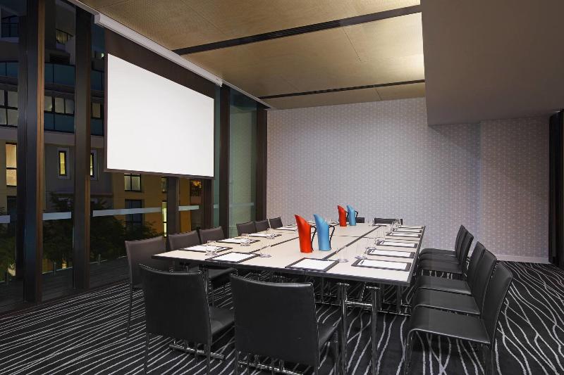 هتل Four Points By Sheraton Brisbane