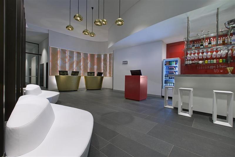 هتل Four Points By Sheraton Brisbane