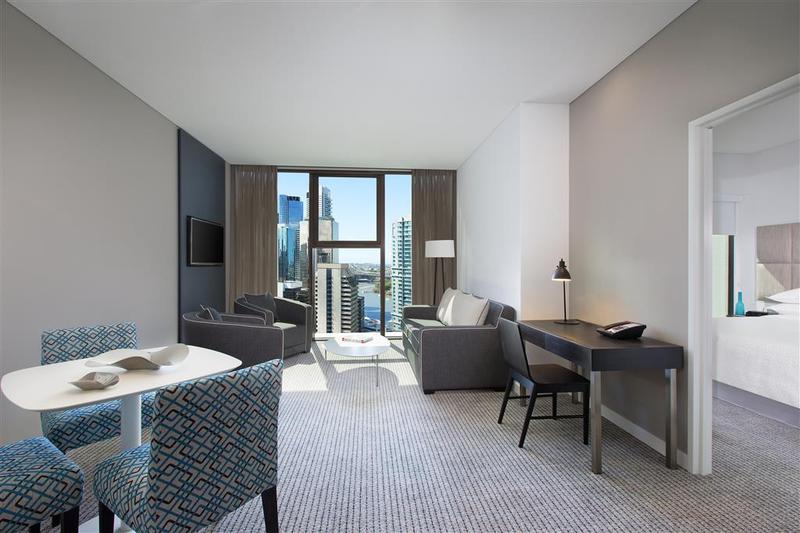 هتل Four Points By Sheraton Brisbane