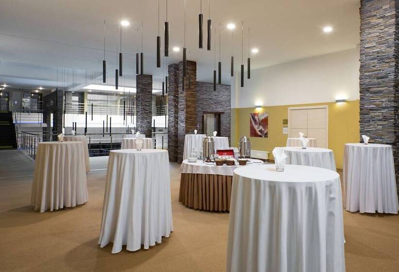 Отель Golden Tulip Rosa Khutor