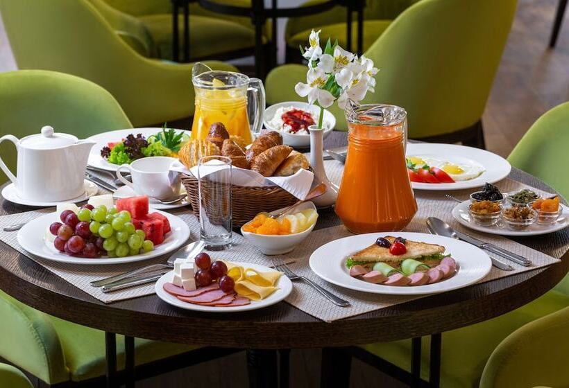 Отель Golden Tulip Rosa Khutor