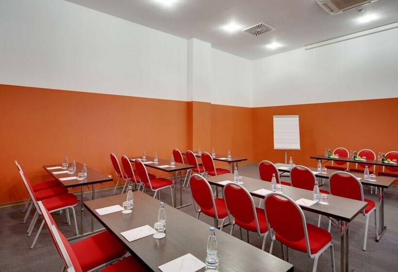 Отель Golden Tulip Rosa Khutor