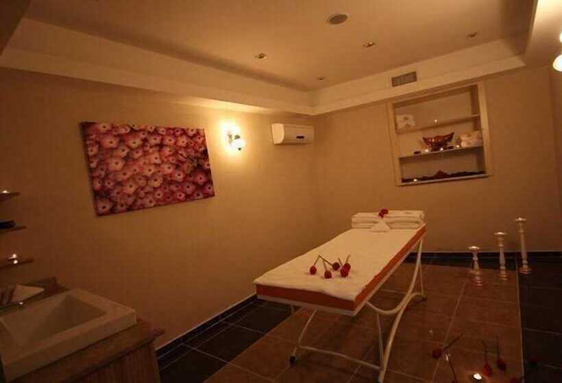 Hotel Grand Corner Boutique