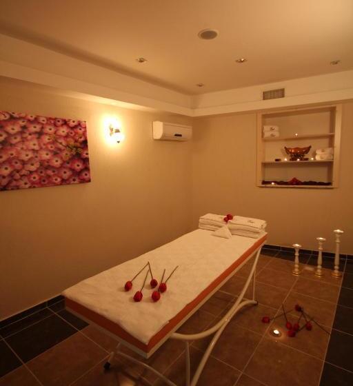 Hotel Grand Corner Boutique