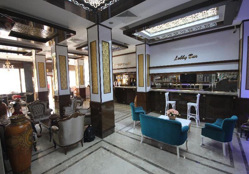 Hotel Grand Corner Boutique