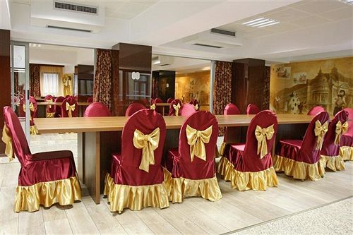 هتل Grand Pier  Old Town