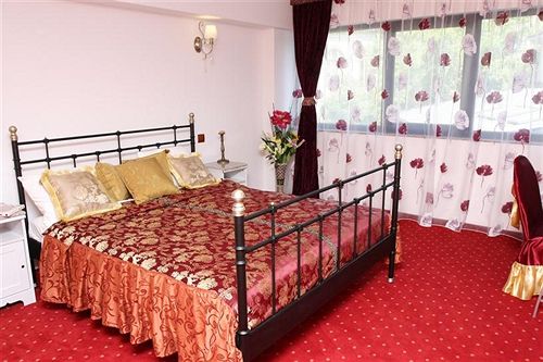 هتل Grand Pier  Old Town