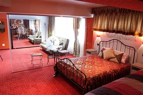 هتل Grand Pier  Old Town