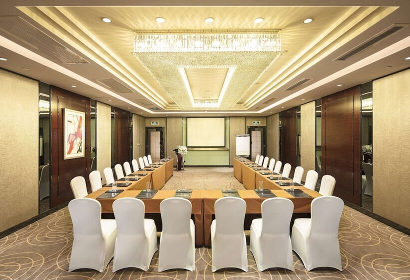 호텔 Hilton Foshan