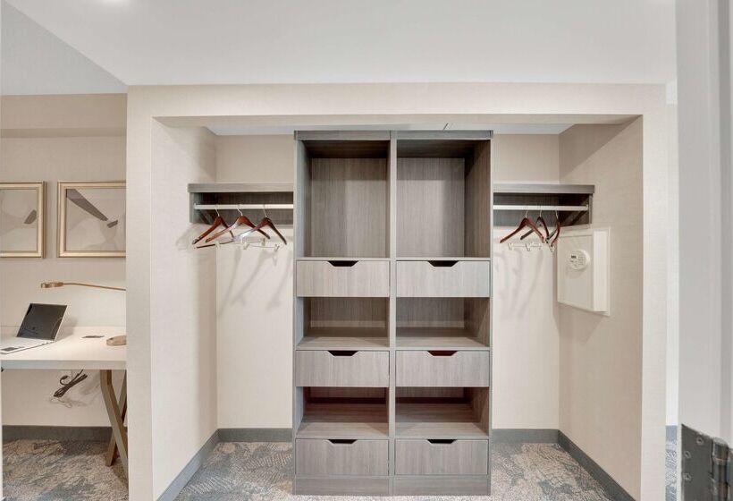 בית מלון כפרי Hilton Garden Inn Toronto/brampton