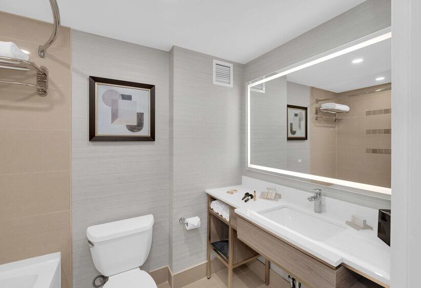 בית מלון כפרי Hilton Garden Inn Toronto/brampton