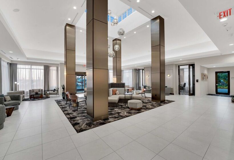 בית מלון כפרי Hilton Garden Inn Toronto/brampton