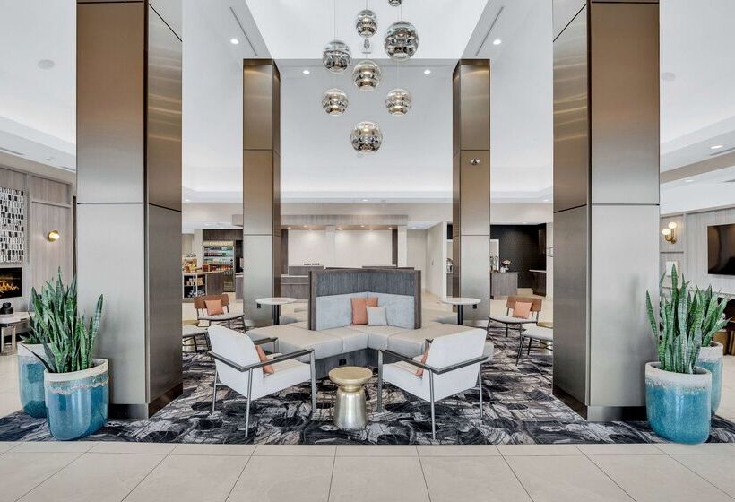 בית מלון כפרי Hilton Garden Inn Toronto/brampton