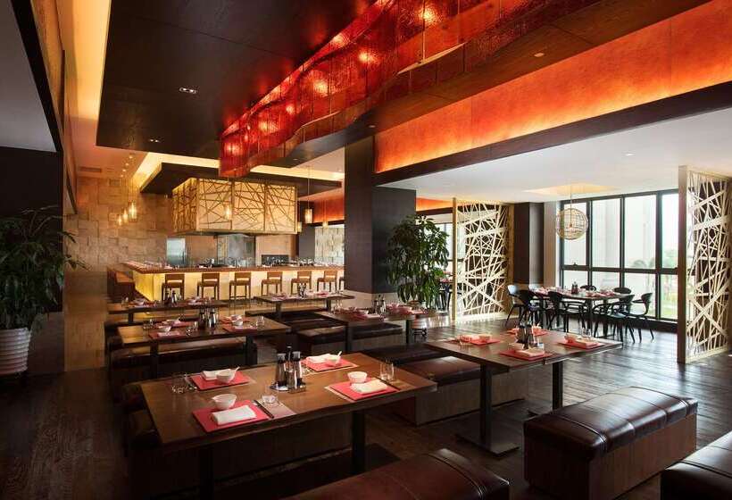 בית מלון כפרי Hilton Haikou Meilan