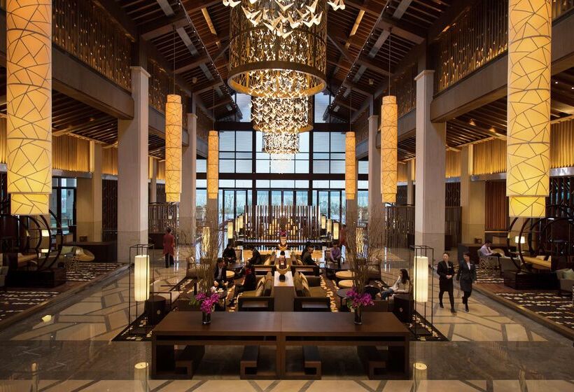 Hotel Hilton Wuhan Optics Valley