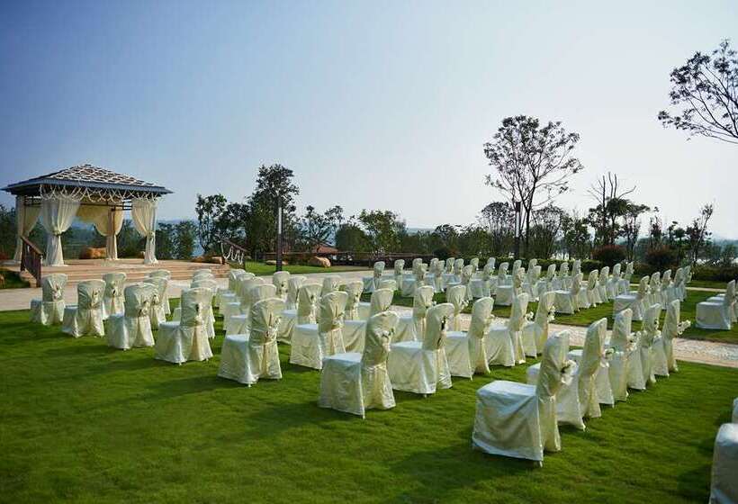 Hotel Hilton Wuhan Optics Valley