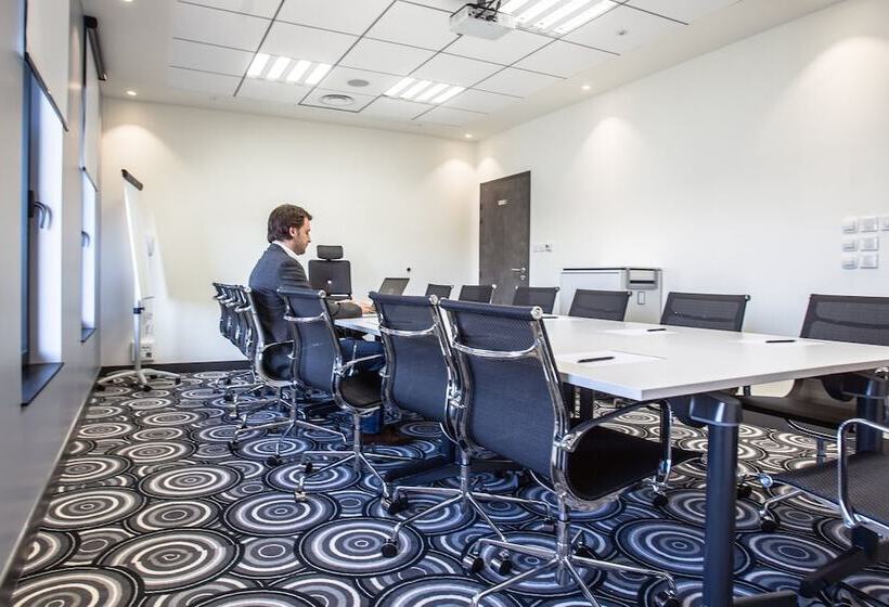 فندق Holiday Inn Express Dijon, An Ihg