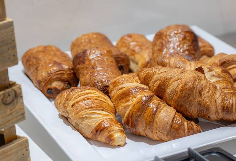 בית מלון כפרי Holiday Inn Express Dijon, An Ihg