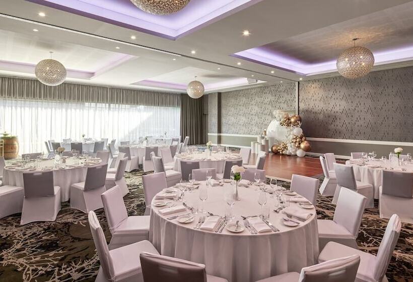 호텔 Holiday Inn Warwick Farm, An Ihg