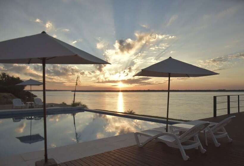 Отель Howard Johnson Express Inn Ituzaingo