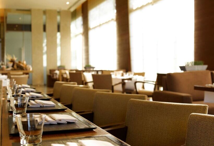 Отель Hyatt Hyderabad Gachibowli