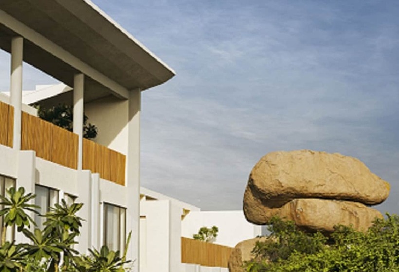 Отель Hyatt Hyderabad Gachibowli