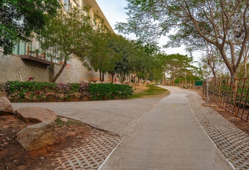 Отель Hyatt Hyderabad Gachibowli