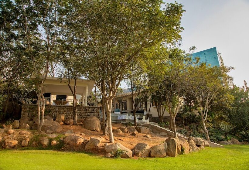 Отель Hyatt Hyderabad Gachibowli