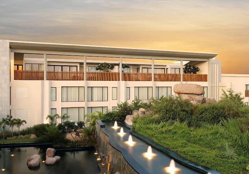 Отель Hyatt Hyderabad Gachibowli