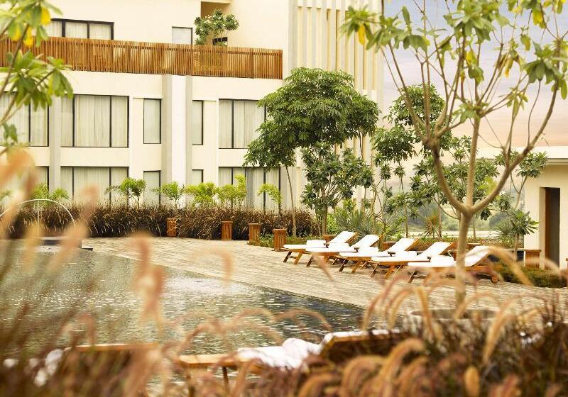 Отель Hyatt Hyderabad Gachibowli