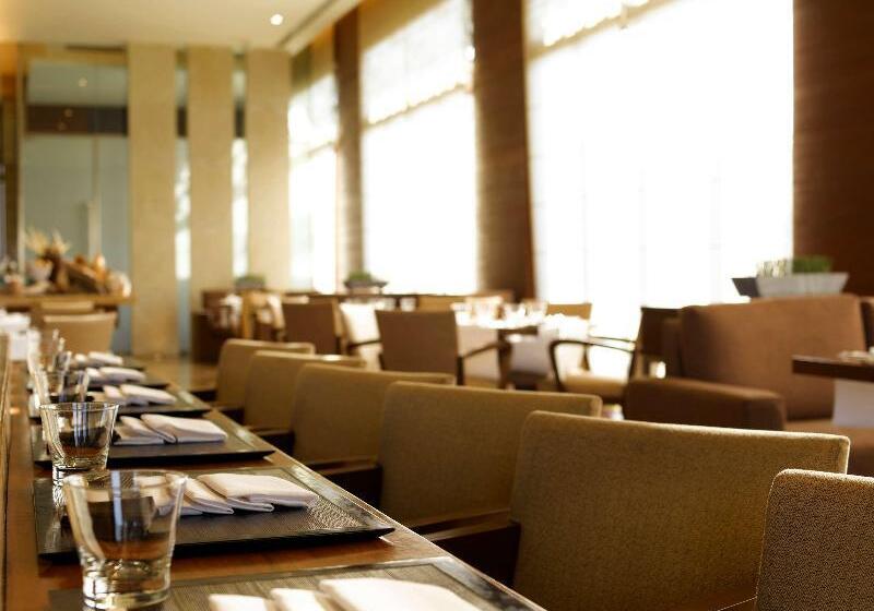 Отель Hyatt Hyderabad Gachibowli