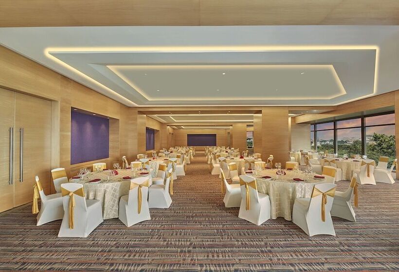 هتل Hyatt Regency Chennai