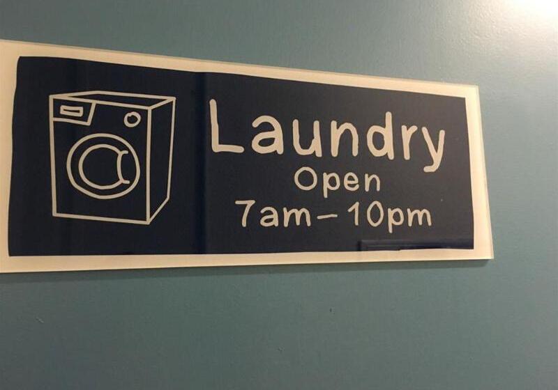 هتل Ibis Budget St Peters