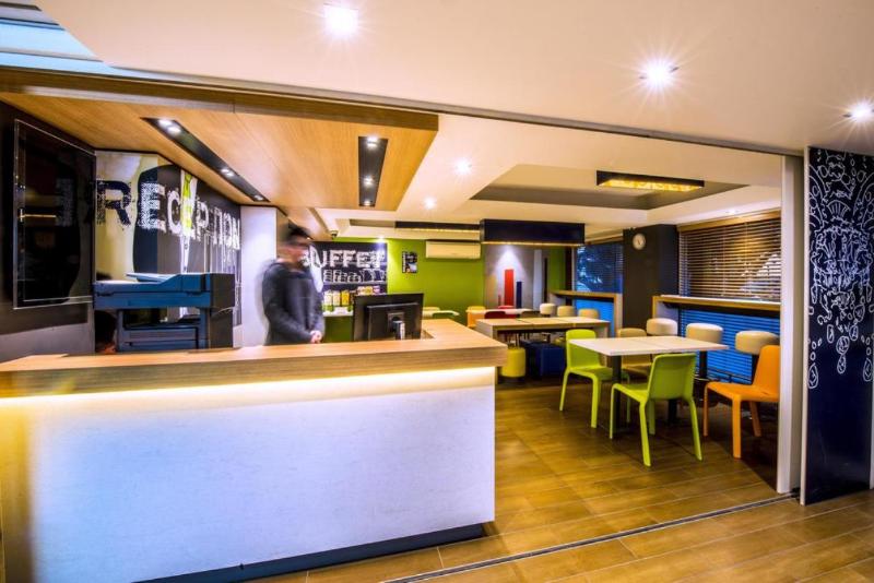 هتل Ibis Budget St Peters