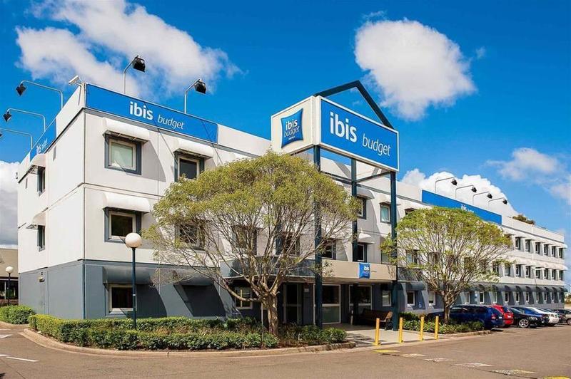 هتل Ibis Budget St Peters