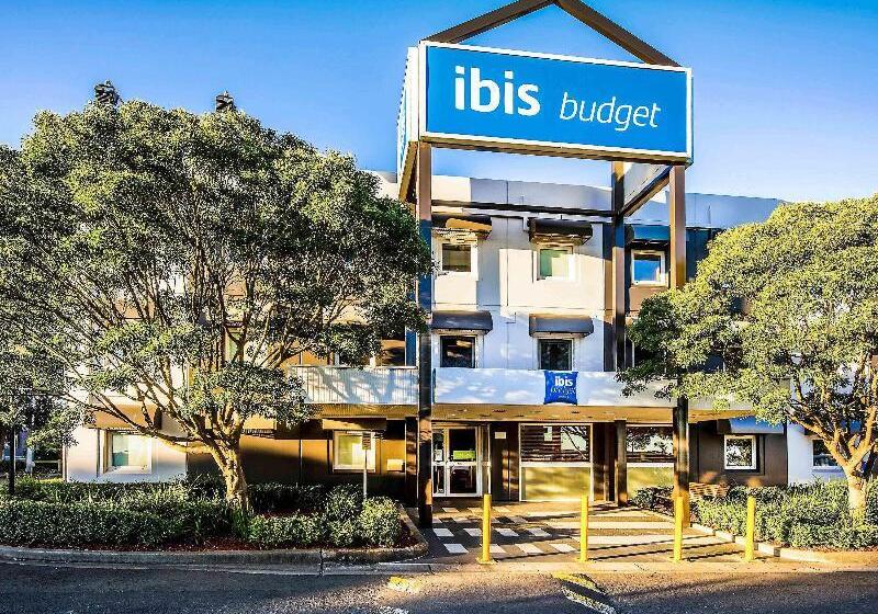 هتل Ibis Budget St Peters
