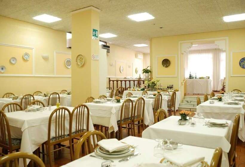 فندق Iris Crillon