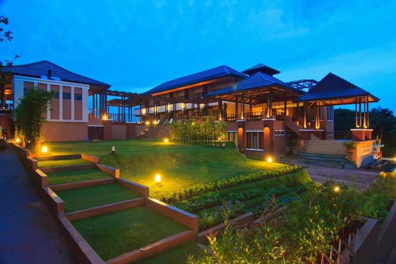 בית מלון כפרי Islanda Resort