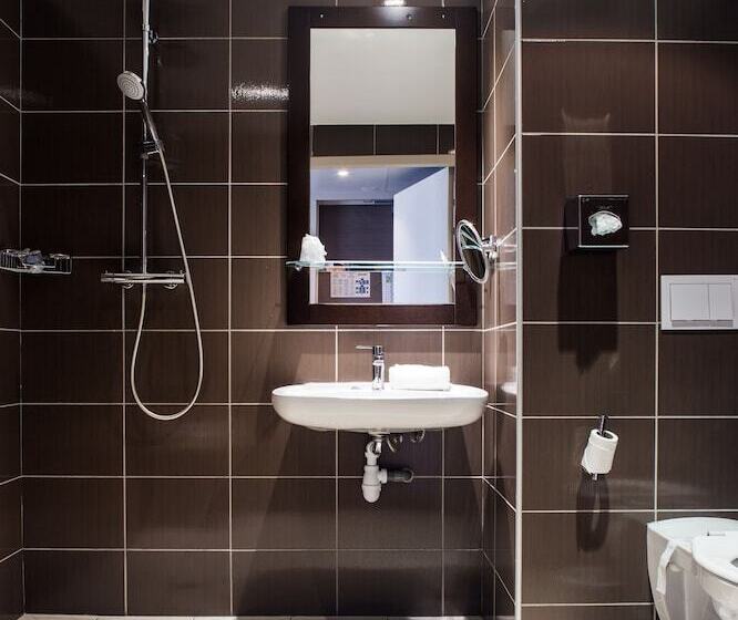 هتل Ibis Styles Dijon Nord Valmy