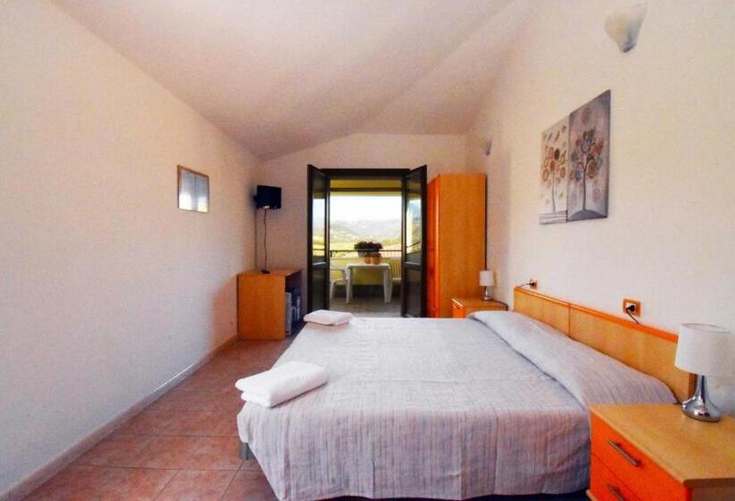 בית מלון כפרי La Corte Degli Ulivi