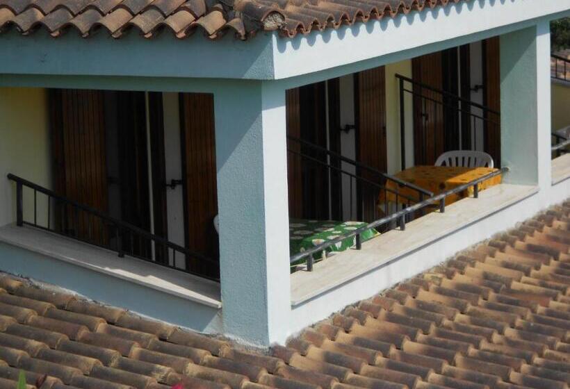 בית מלון כפרי La Corte Degli Ulivi