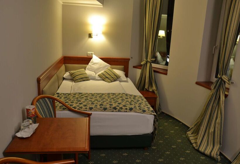 בית מלון כפרי Best Western Plus Lido