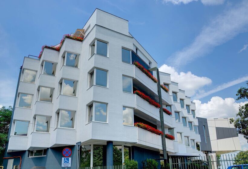 בית מלון כפרי Best Western Plus Lido