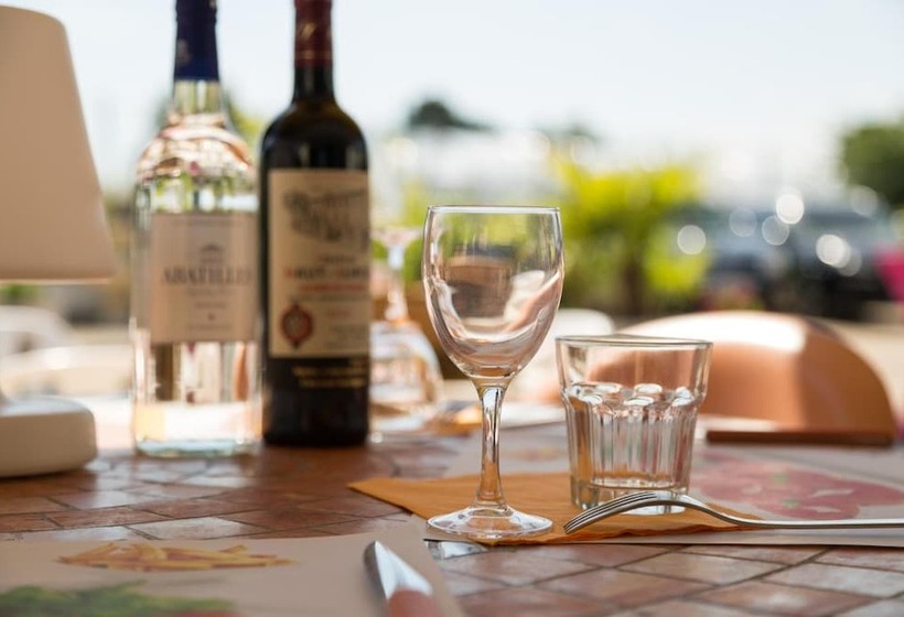 فندق Logis Hôtel Corintel Bordeaux Est