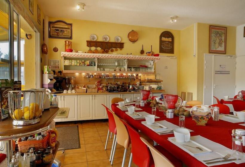 فندق Logis Hôtel Corintel Bordeaux Est