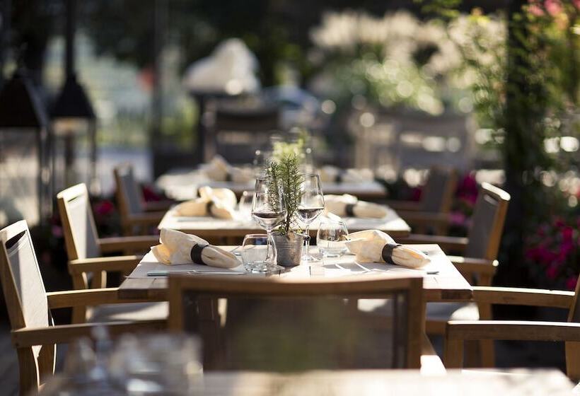 בית מלון כפרי Lowenhof